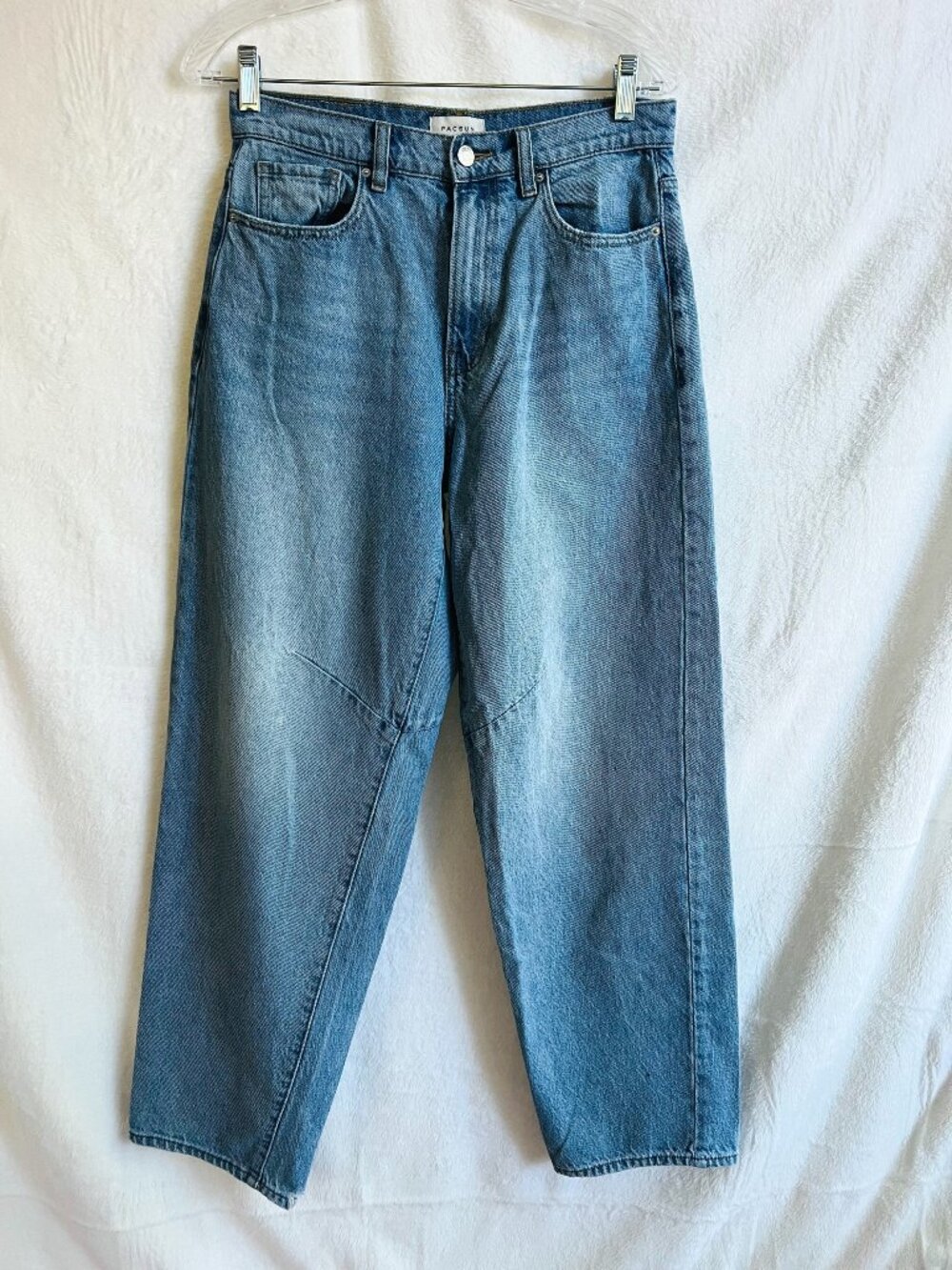 PacSun Jessie Jean Barrel Leg Jeans Light Wash